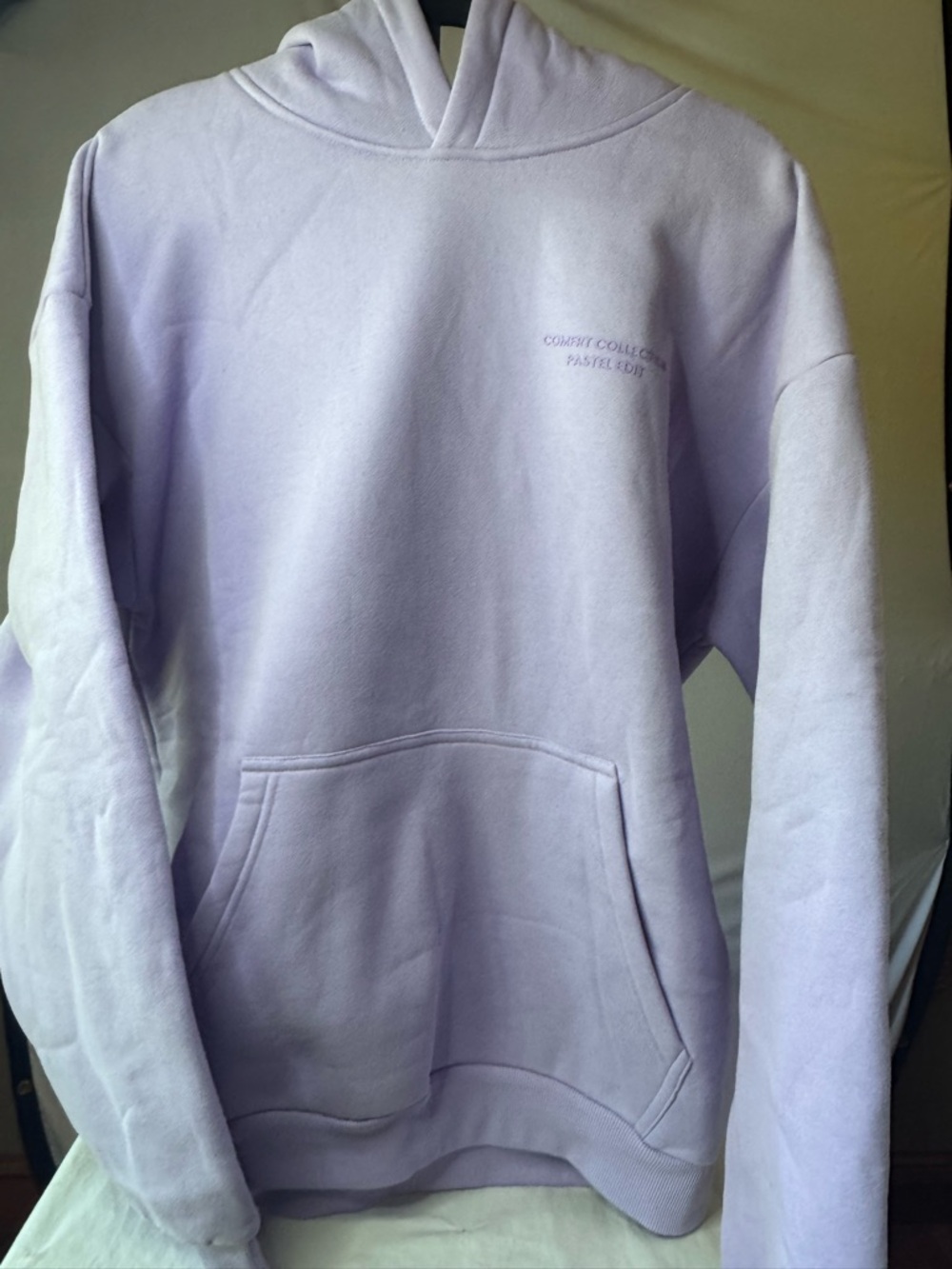 Comfrt Lavender Pastel Hoodie size large purple